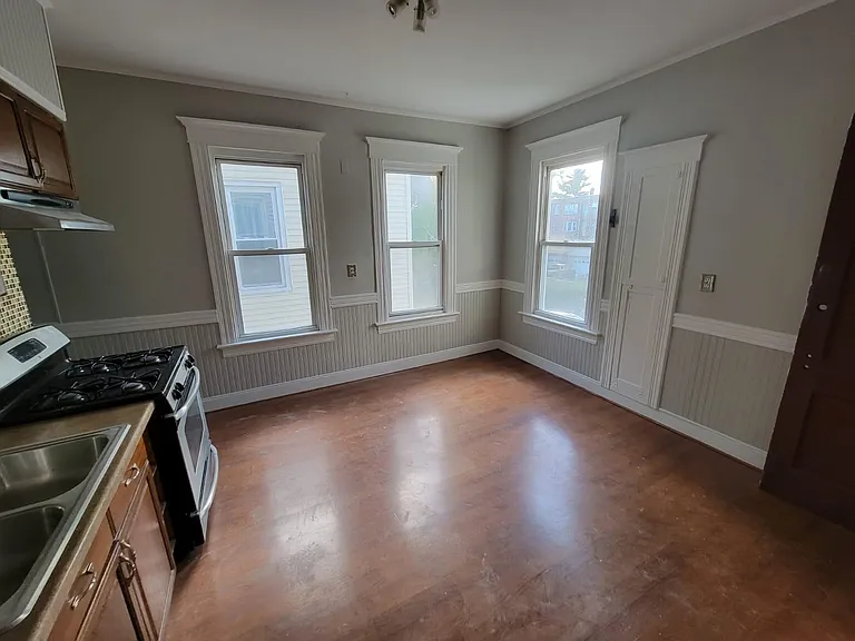 504 Winthrop Ave #2 — Photo 17