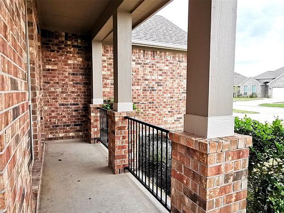 2nd image of 3619 Worley Dr