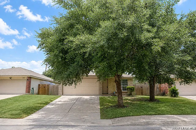 3 bed, 2.0 bath, 1653 sqft, $1,650 — Photo 1