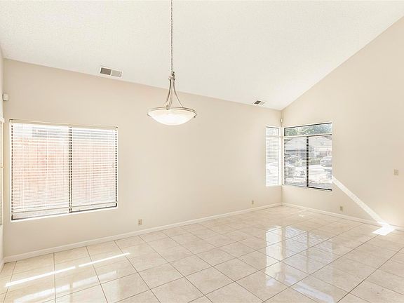5th image of 4636 Deermeadow Way