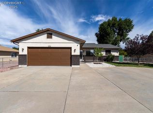 293 W Hahns Peak Ave, Pueblo West, CO 81007