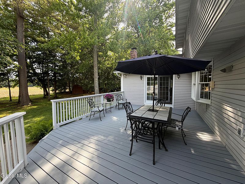 5th image of 3061 New Williamsburg Drive