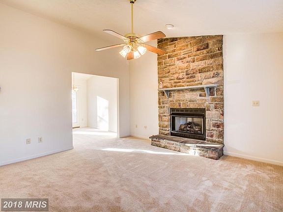 5th image of 10812 Hamiltons Crossing Dr