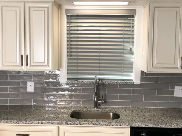 1518 9th Street image 9 of 23