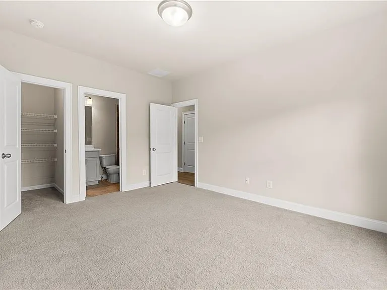 205 Bedford Aly — Photo 30