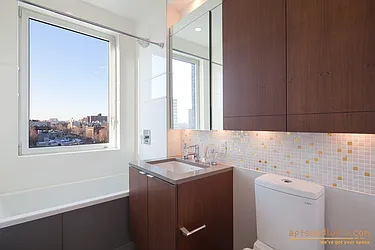 Rented by aptsandlofts.com