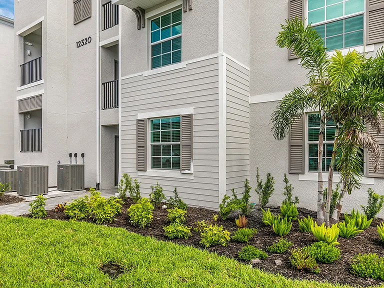 12320 Wellen Golf St #403 — Photo 53