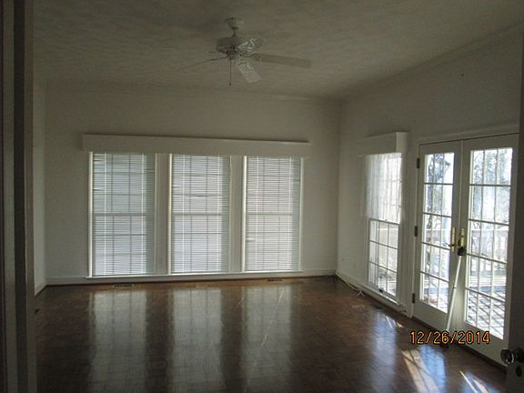 4th image of 16121 Dunn St
