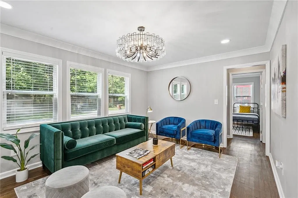 3 bed, 3.0 bath, 1300 sqft, $1,700 — Photo 4