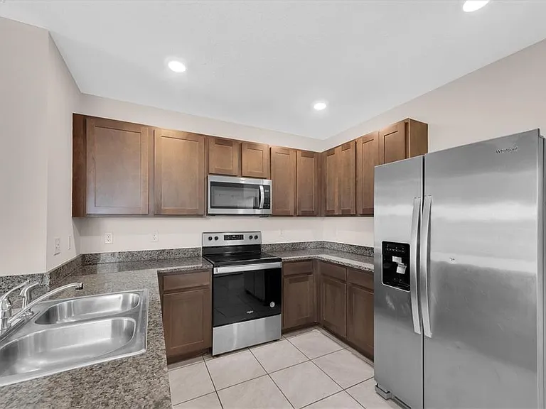17066 Oval Rum Dr — Photo 15