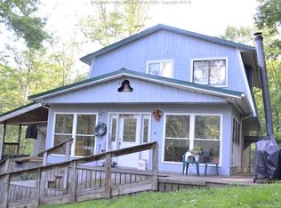 858 Ventroux Rd, Saint Albans, WV 25177
