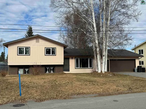 1668 Bridgewater Dr, Fairbanks, AK 99709