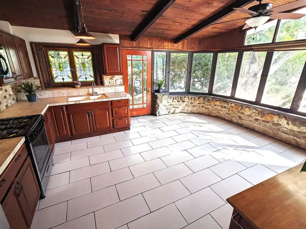 730 Orange Dr, Sierra Madre, CA 91024