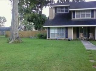 2451 Larguier Ln, Port Allen, LA 70767