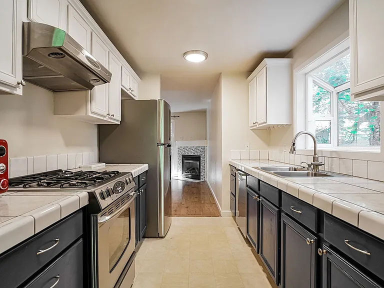 4226 SW Garden Home Rd — Photo 9