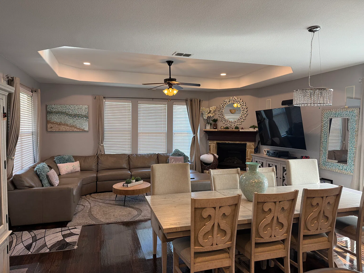 4 bed, 3738 sqft, $3,650 — Photo 4
