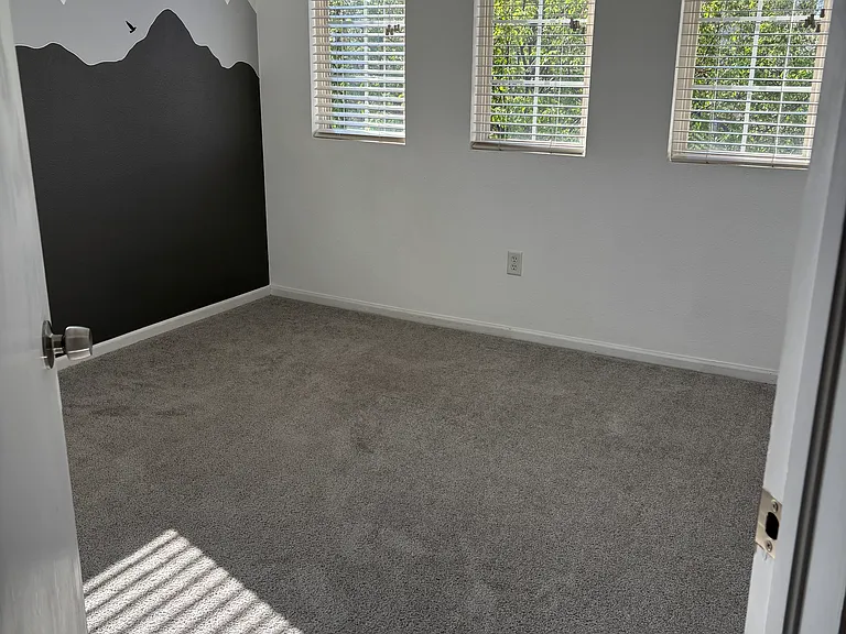 19443 E 59th Ave — Photo 16