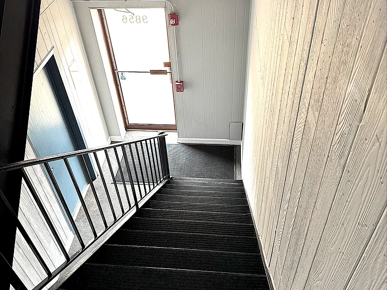 9856 Derby Ln #2 — Photo 5
