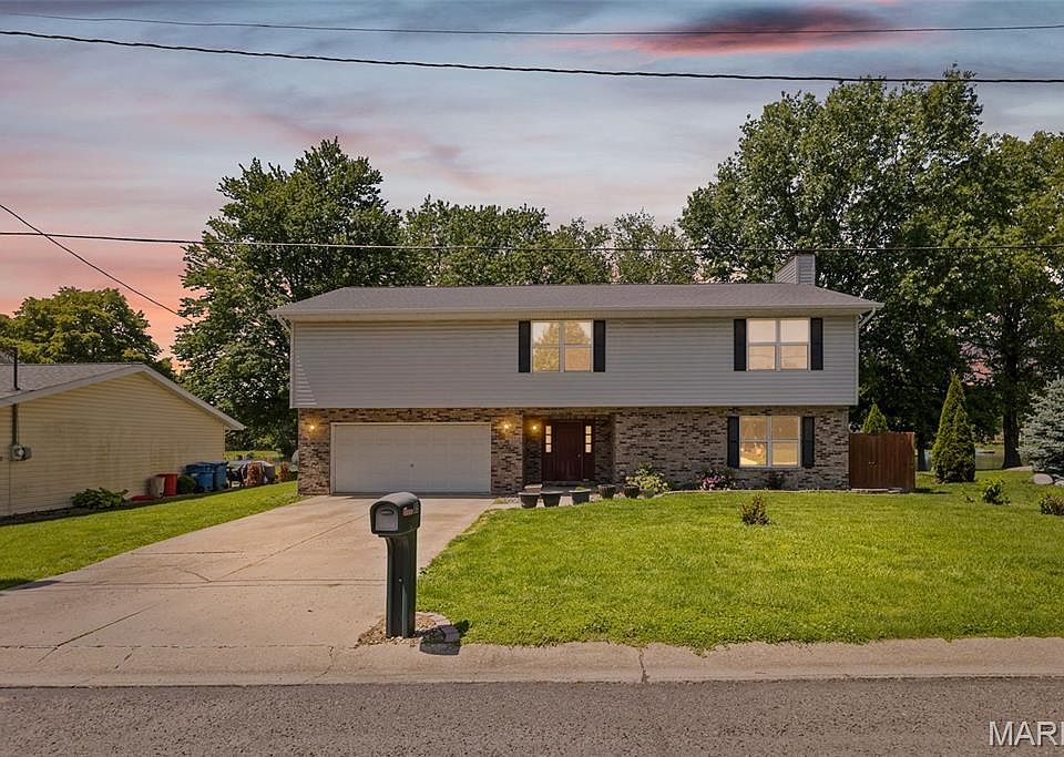 1st image of 85 Sunray Dr