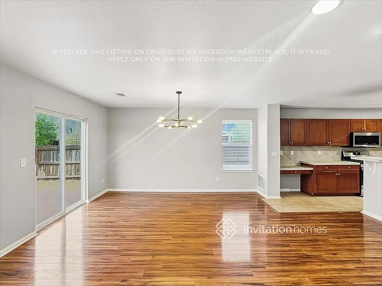 893 Lehigh Cir — Photo 6