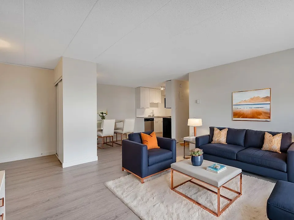 22 Munroe Pl