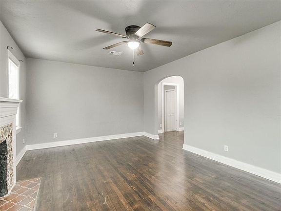 5th image of 2405 NW 38th St