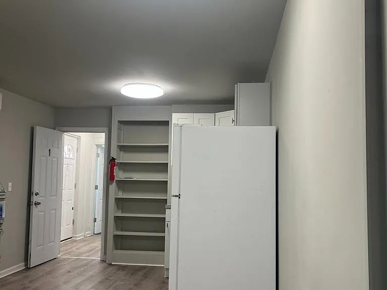625 Dekalb St #1 — Photo 4