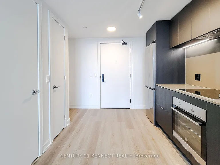 1 Jarvis St #1121 — Photo 13