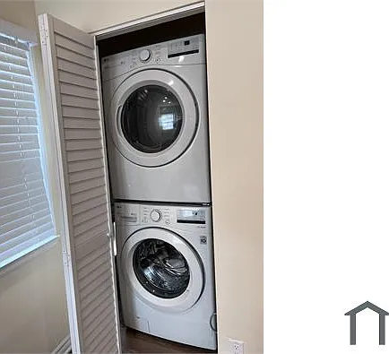 2 bed, 1000 sqft, $3,550 — Photo 3