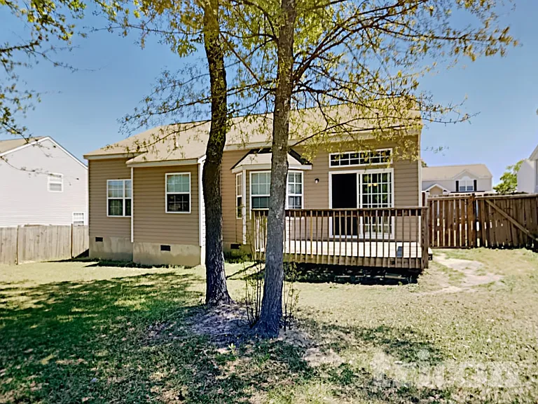 319 Quiet Grove Ln — Photo 16