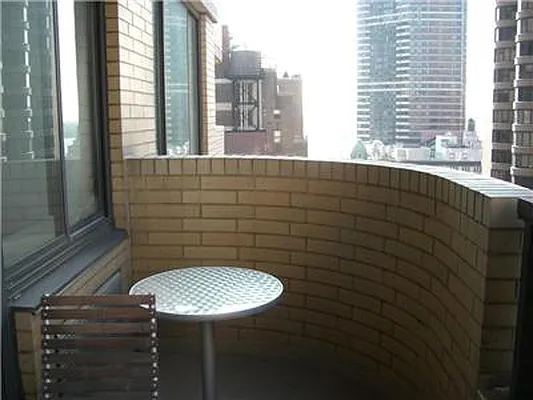 Rented by RELO REDAC INC. | media 13