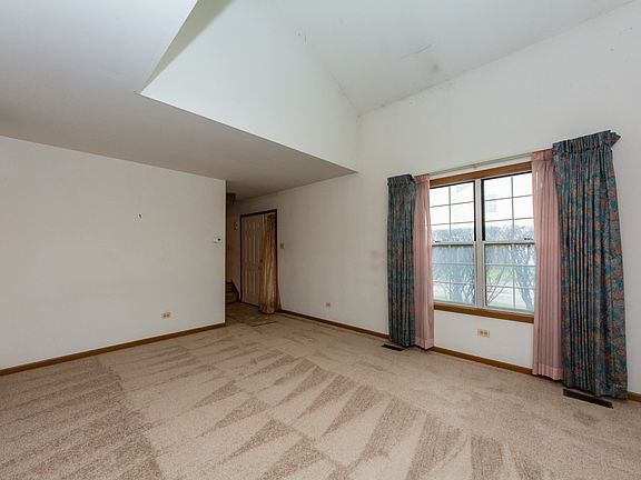 5th image of 4122 W 195th St #75A