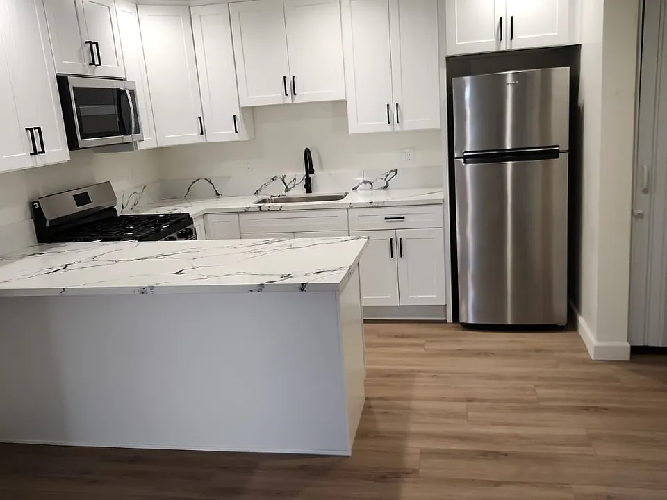 7011 Green Vista Cir