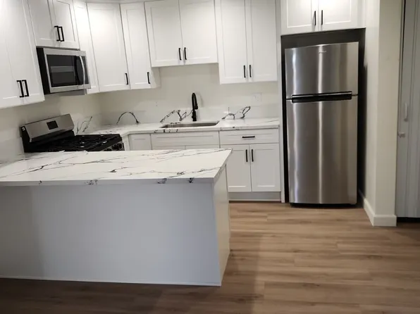 7011 Green Vista Cir, West Hills, CA 91307