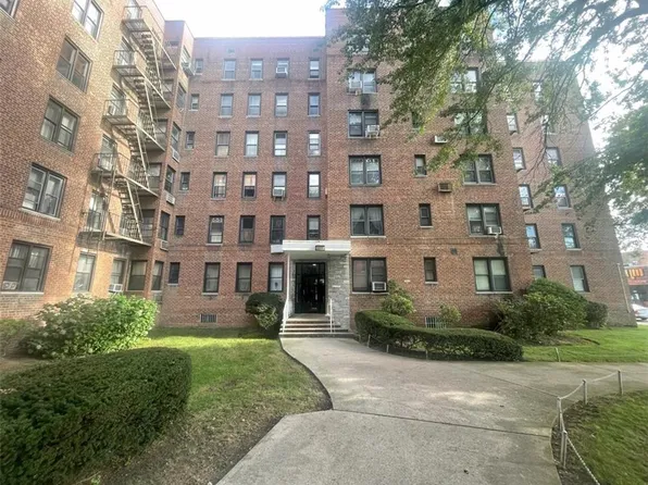 2569 W 2nd St APT 4F, Brooklyn, NY 11223