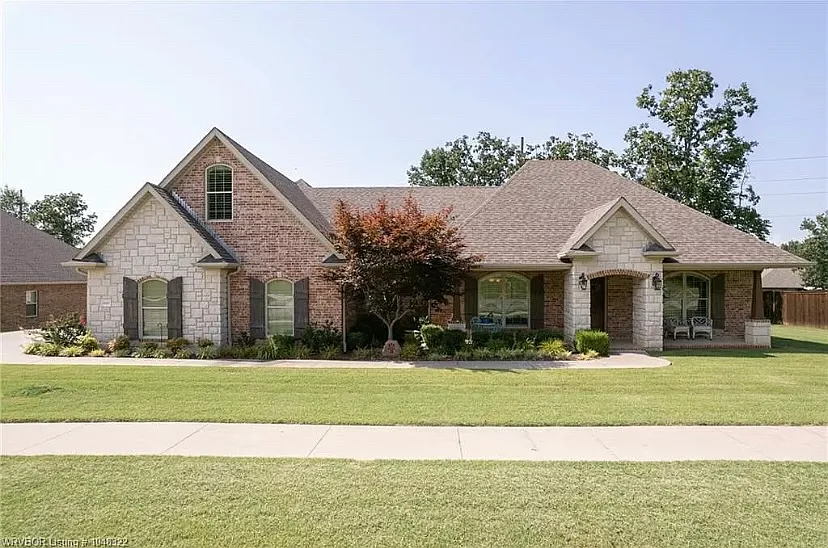 5 bed, 3.5 bath, 2962 sqft, $3,950 — Photo 1