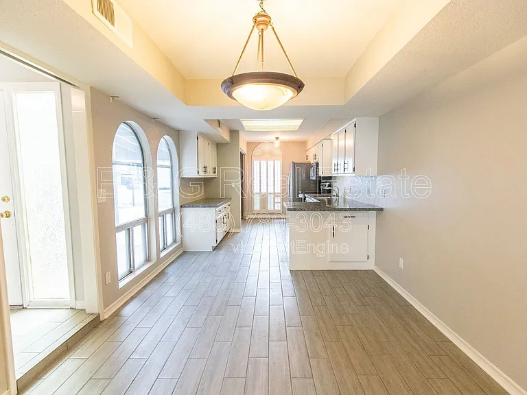 2908 E Avenida Olivos — Photo 8