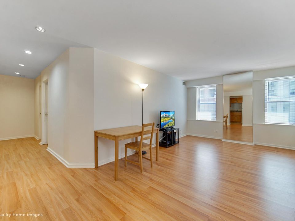 1st image of 40 E 9th St #405A