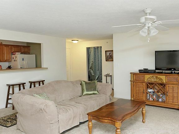 5th image of 2312 Remington Way APT 1201