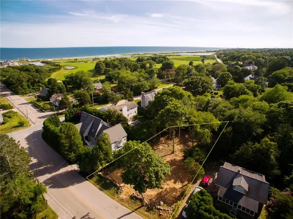 48 Maplewood Ave, Westerly, RI 02891