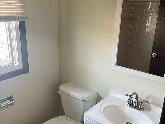 2nd image of 10430 Mayfield Ave #3C