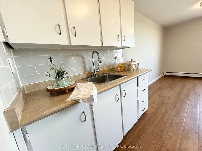 10 Overlea Dr #1114 — Photo 6