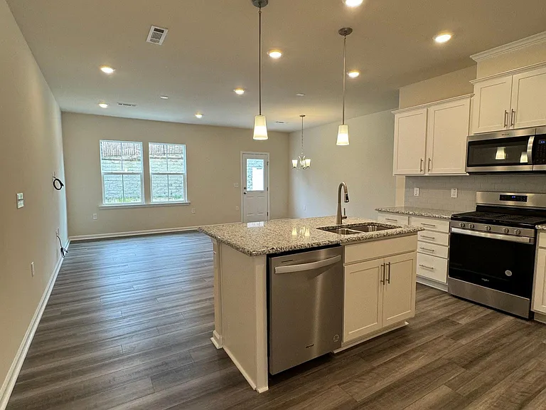 877 Falls Grove Trl — Photo 7