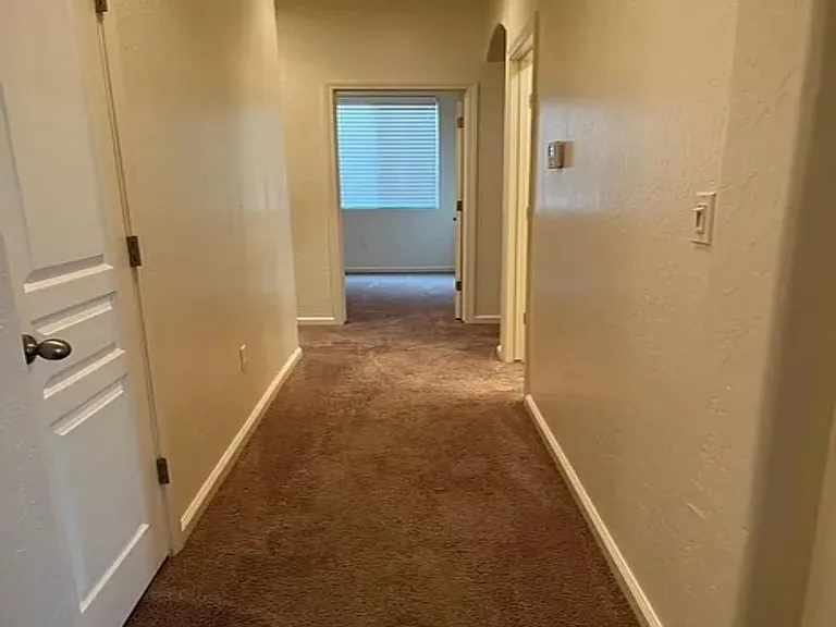 2468 Bay Hill Ave — Photo 14