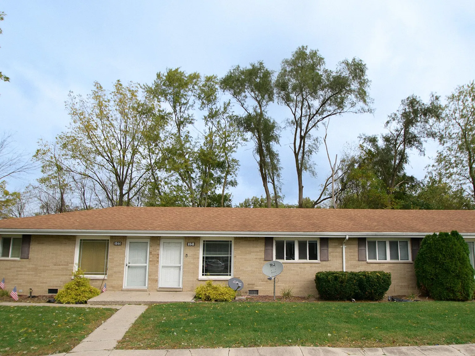 6944-56 Jackson Ct — Photo 2