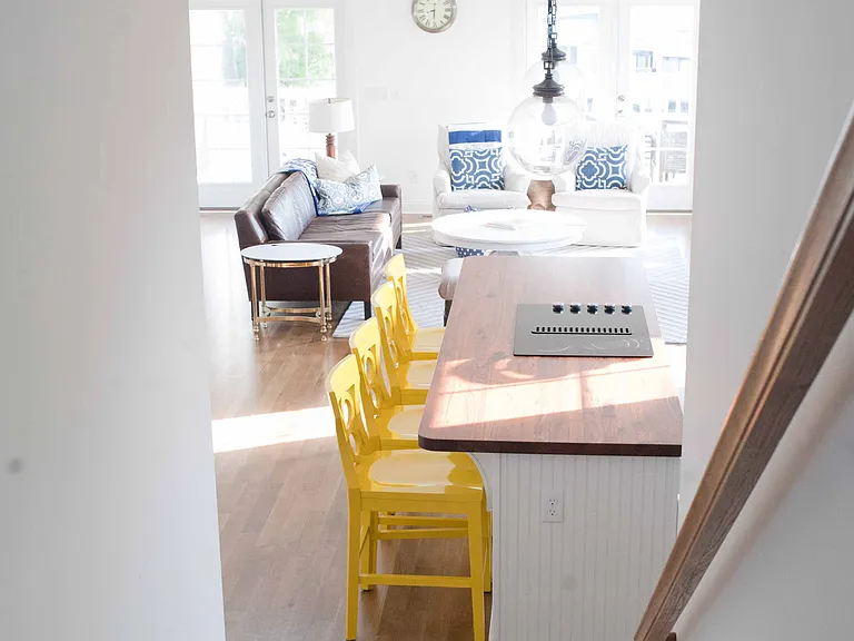 703 Texas Ave — Photo 14
