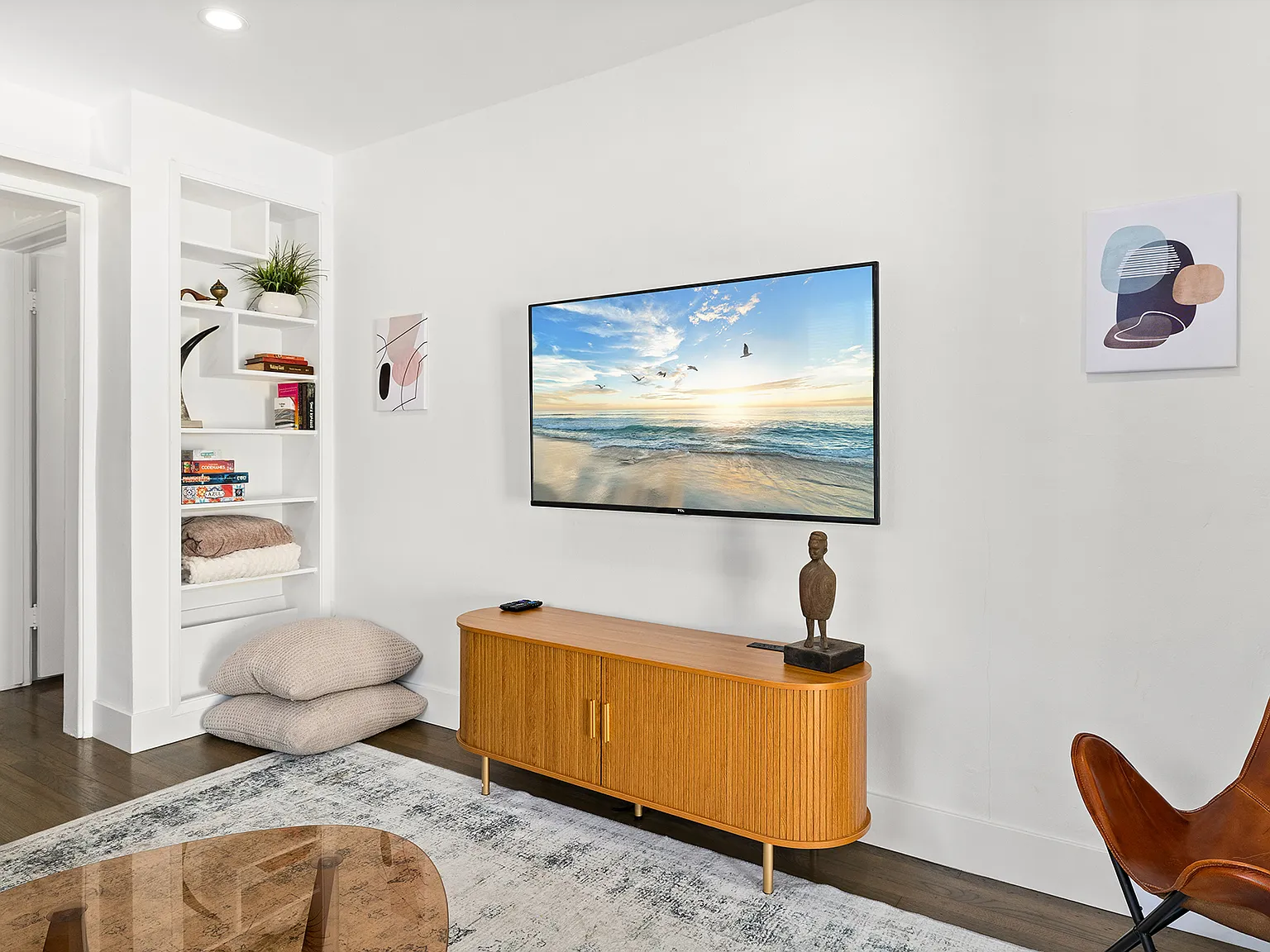 1 bed, 1196 sqft, $3,750 — Photo 2