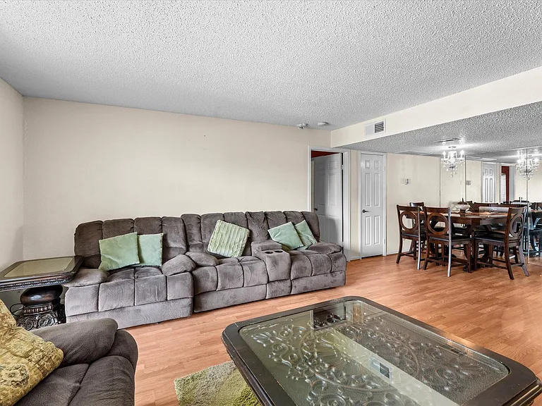 2830 S Bartell Dr #25 — Photo 5