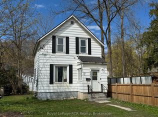 966 3rd Ave W, Owen Sound, ON N4K4P6