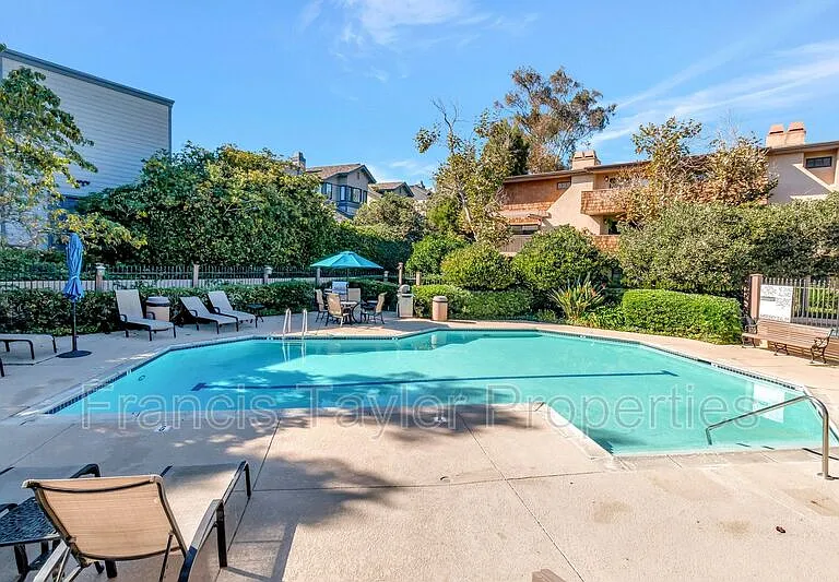 8840 Villa La Jolla Dr #211 — Photo 29